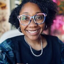 Headshot (Casual) 2024